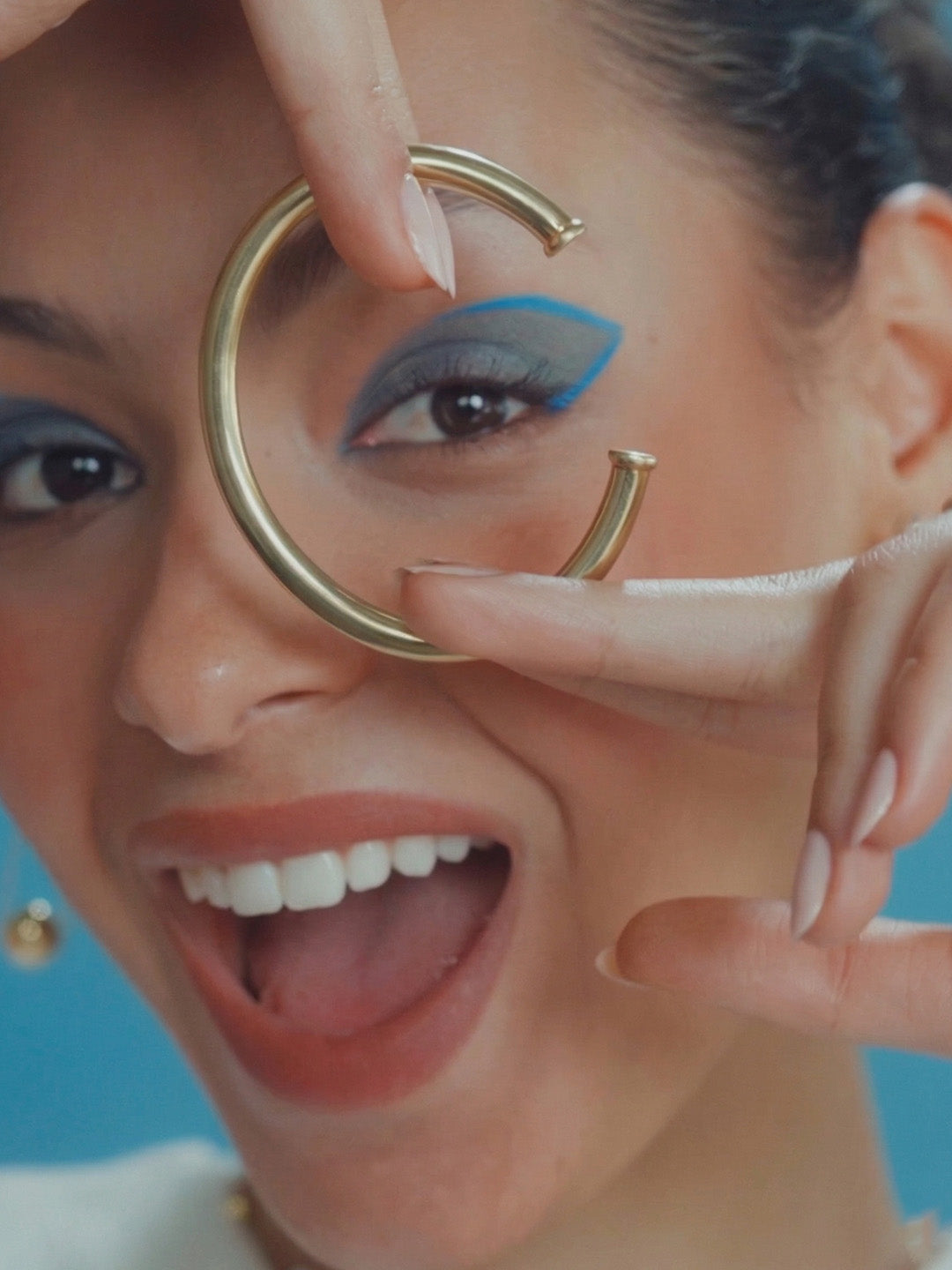 Minimal Curve Open Bangle