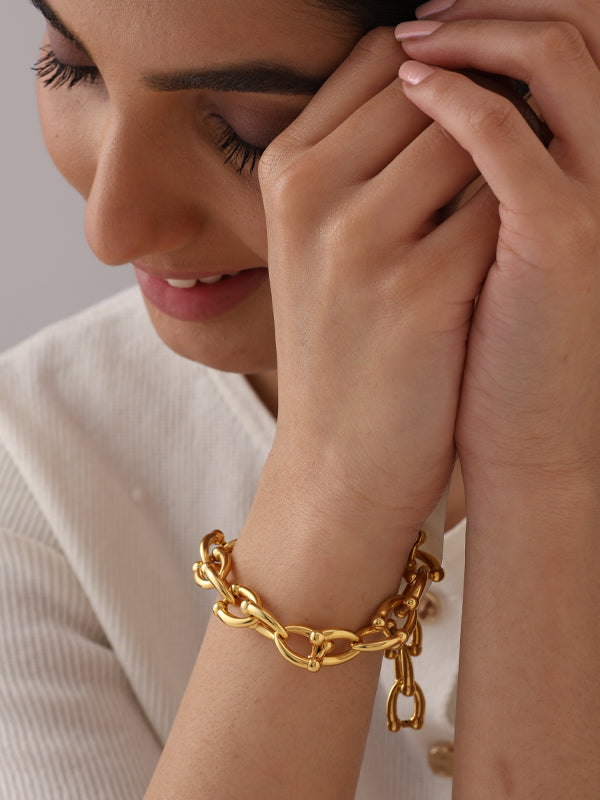 Aurelia Bold Link Loop Bracelet