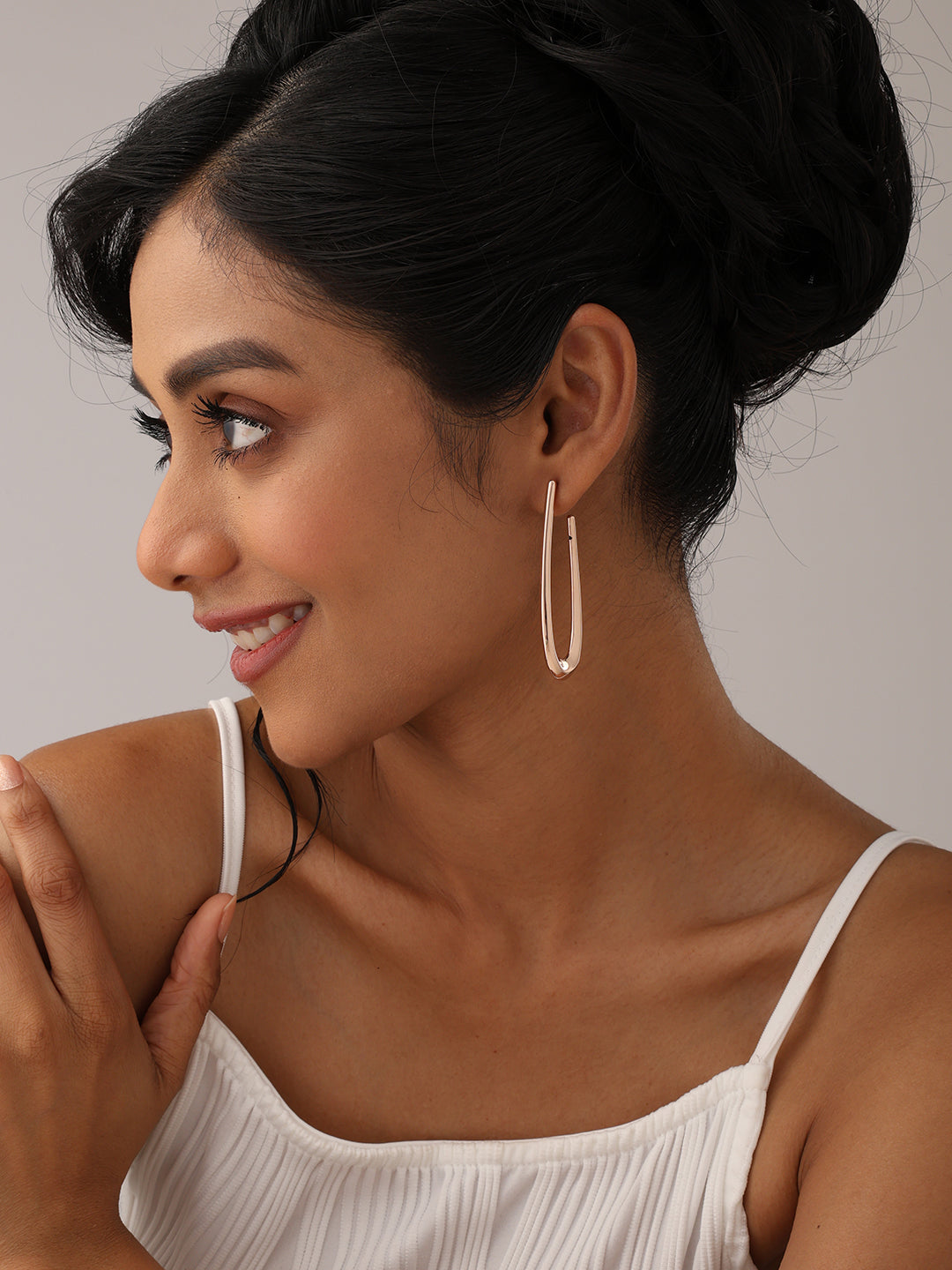 Valencia Bold Arc Dangler Earring