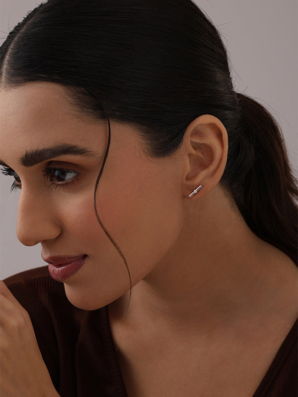 Lightweight Round T-Bar Stud Earrings