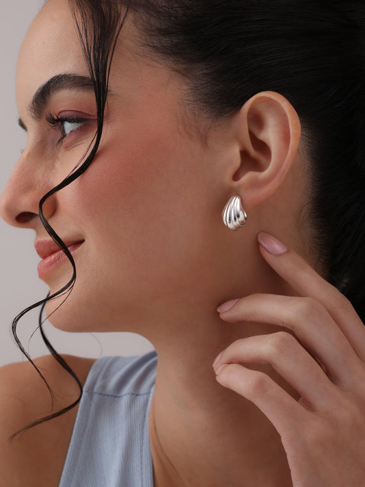 Marina Shell Stud Earrings