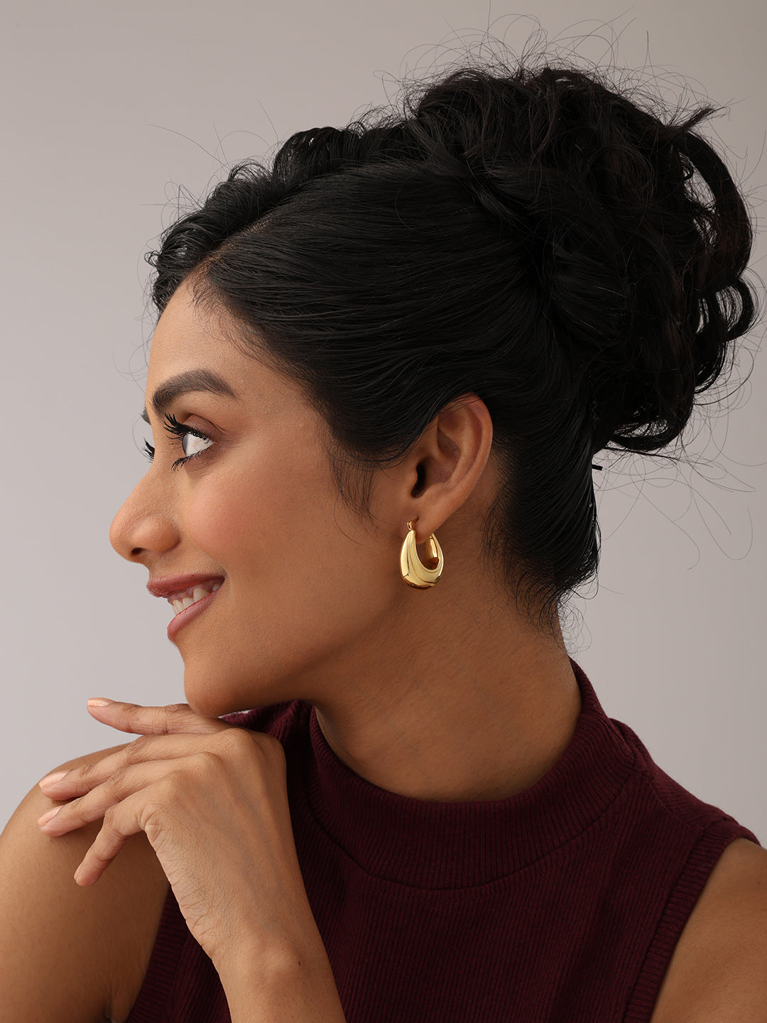 Gold Oval Lightweight Shrimp Hoops
