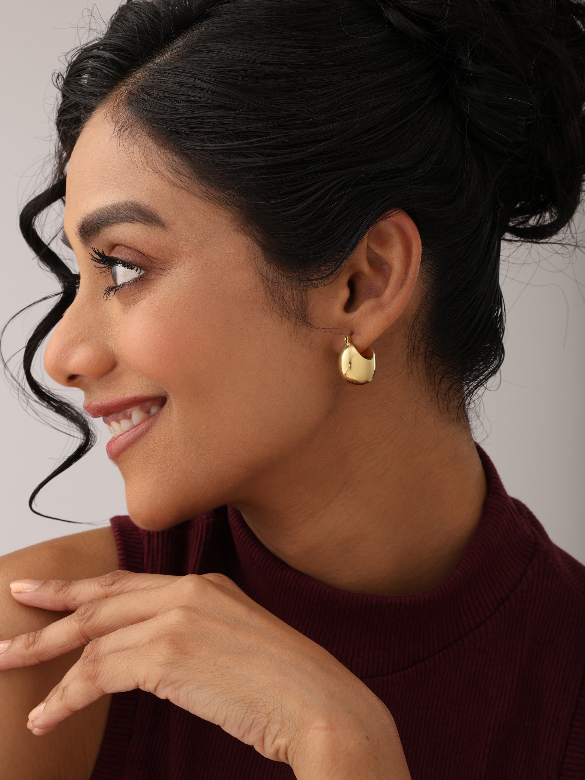 925 Sterling Silver Jewellery | 14K Gold Plated Norah Classic Hoop Earrings | acpl-ecom.myshopify.com