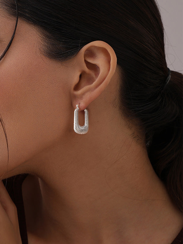 Medium Chunky Shrimp Textured U-Shape Hoops