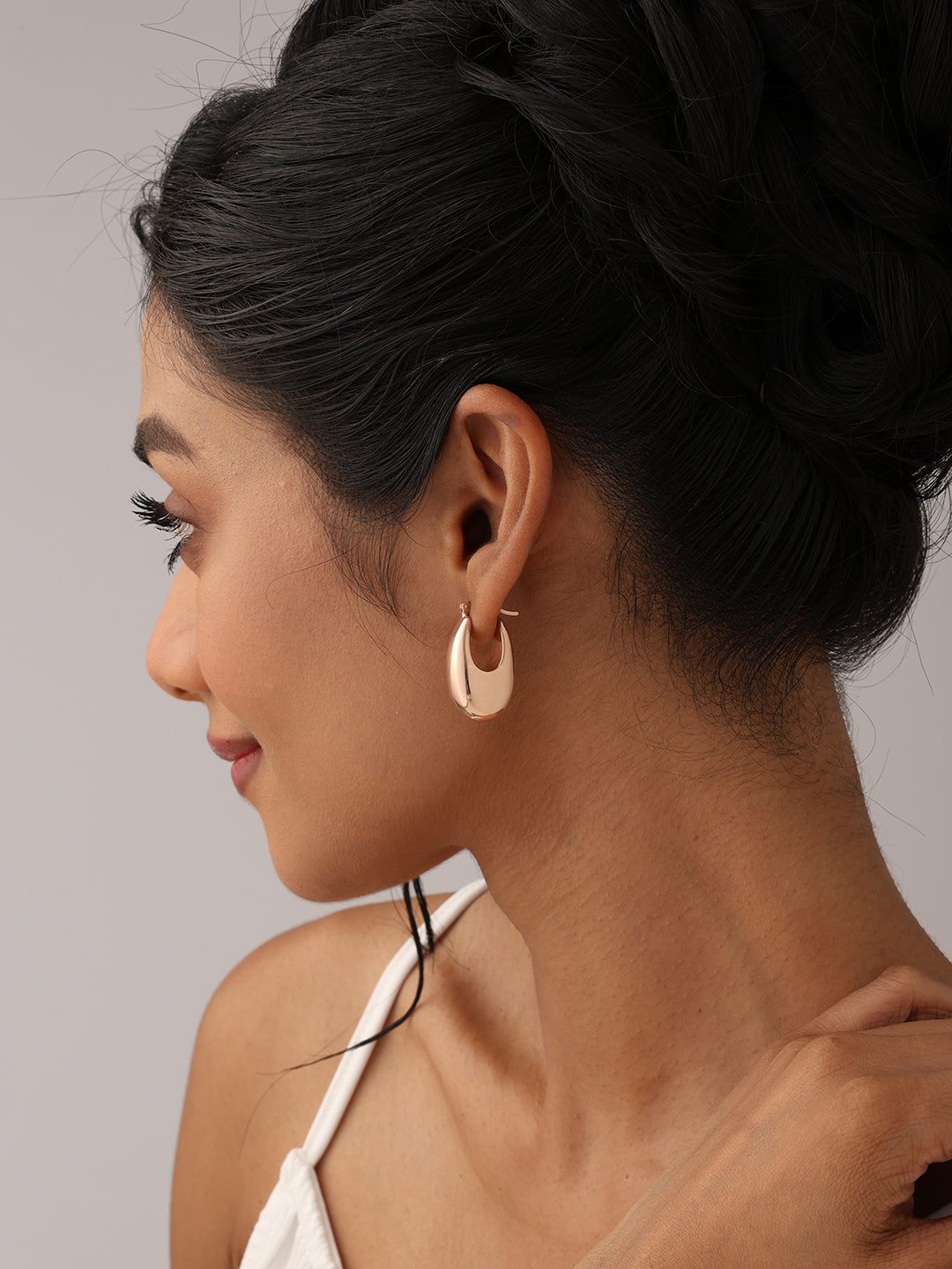 Silver Lume U-Shape Click Hoops