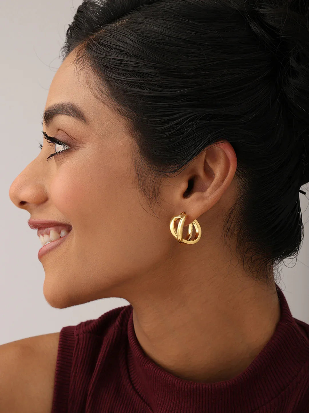 Golden Aria Crossover Hoops