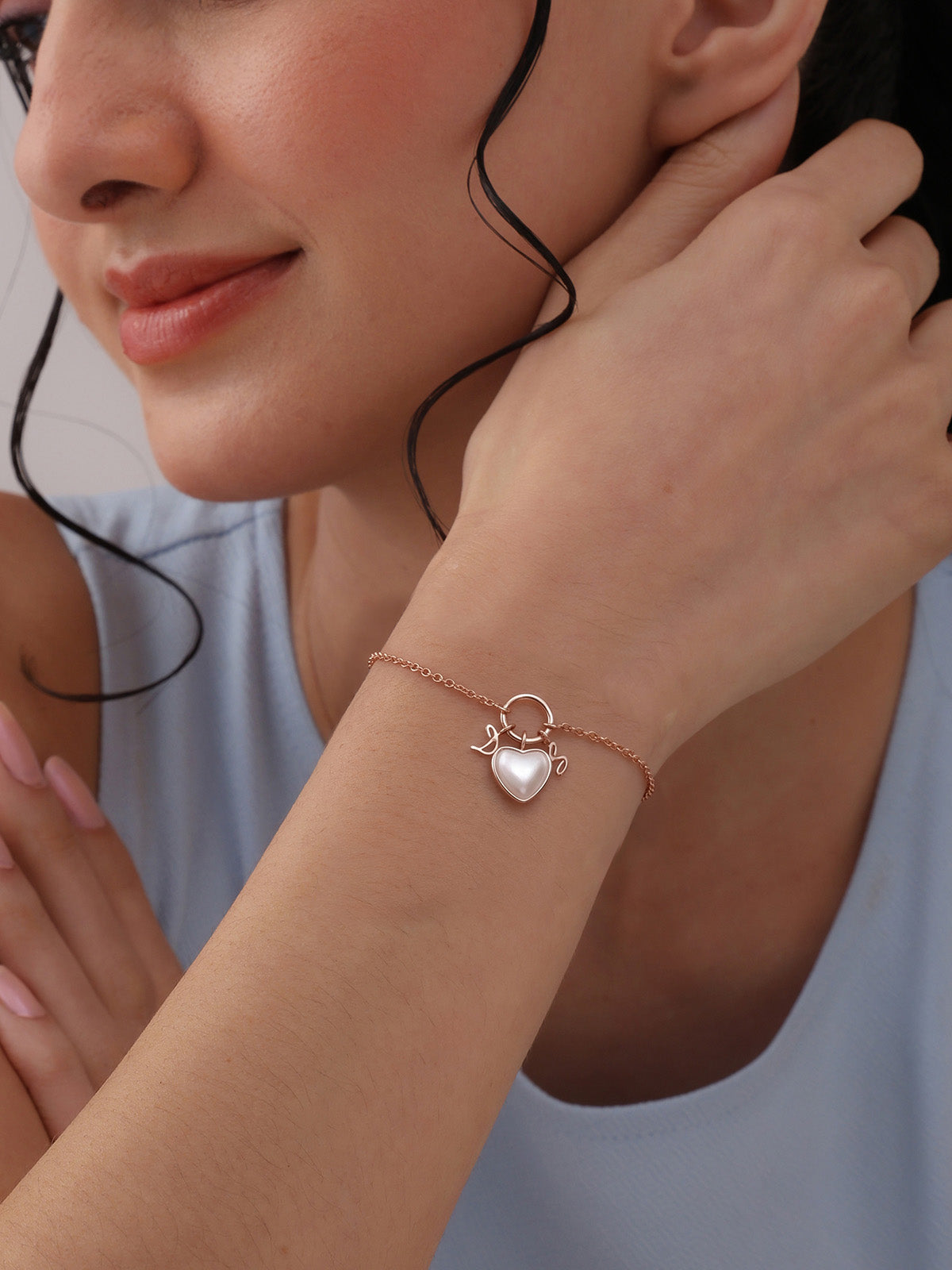 Rose Gold Pearl Heart Charm Bracelet