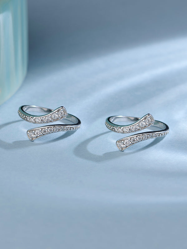 Rhodium CZ Twisted Toe Ring