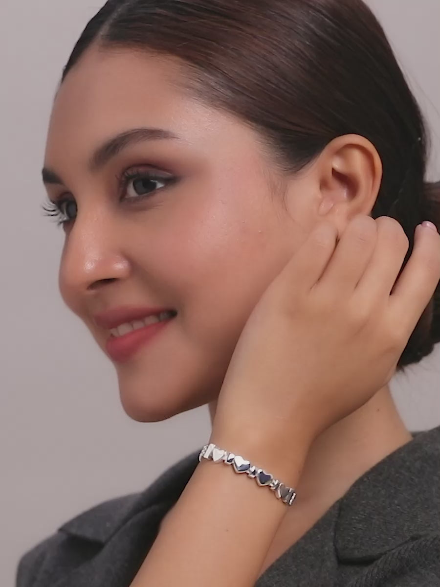 Load video: Italian Multi Heart Beaded Bracelet