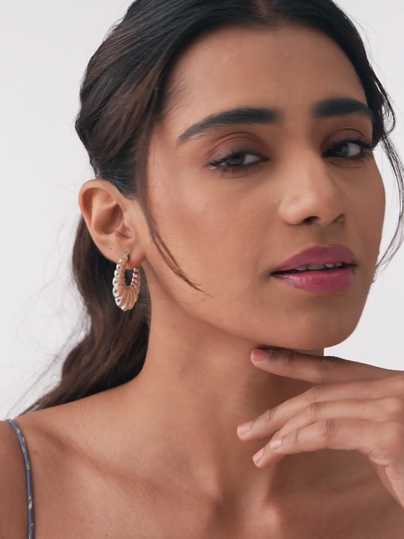 Load video: Hollow Puff Hoop Earrings