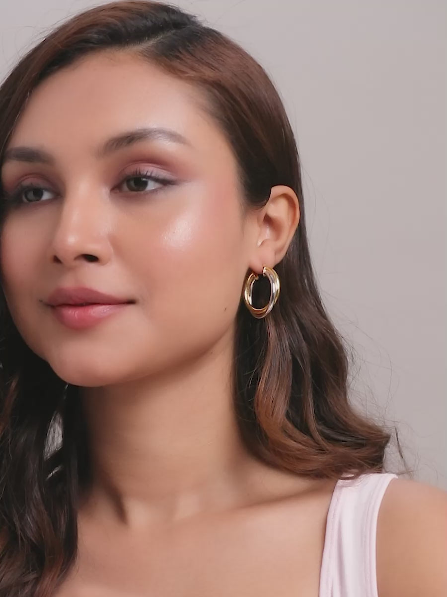 Load video: Entwined Tube Two-Tone Hoops