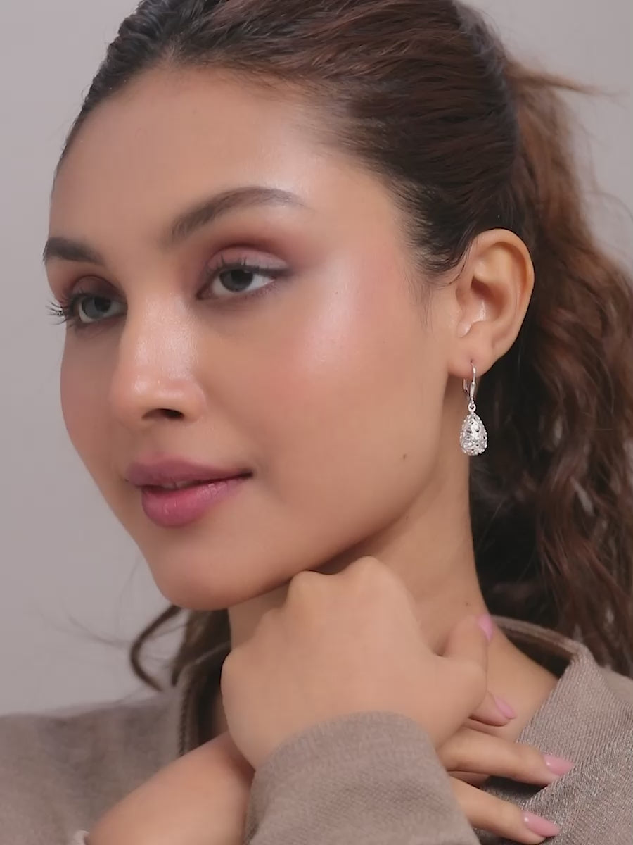 Load video: Filigree Infinity Celtic Knot Earrings